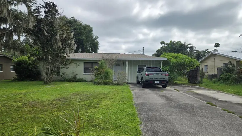 3763 Kosten Pl, FL