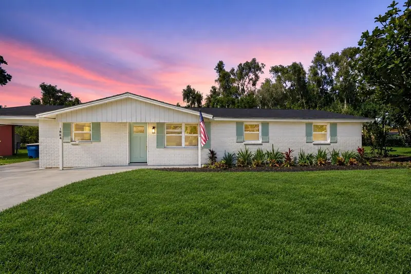 1954 Skyline Dr, FL