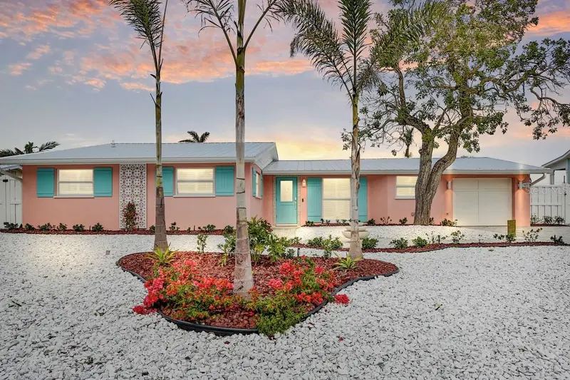 605 Concord Ln, FL