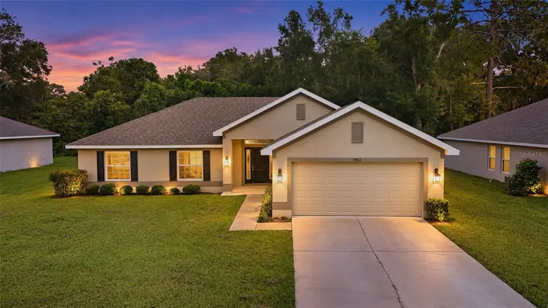 3962 Ne 58th Cir, FL