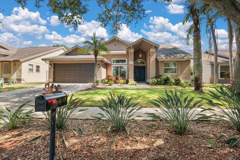 913 Westwinds Blvd, FL