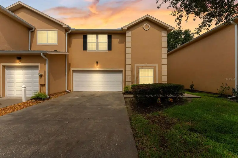 16309 Newbury Palms Ct, FL