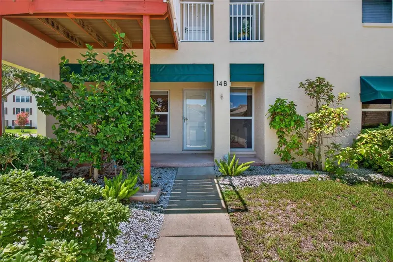 6330 99th Way N #14b, FL