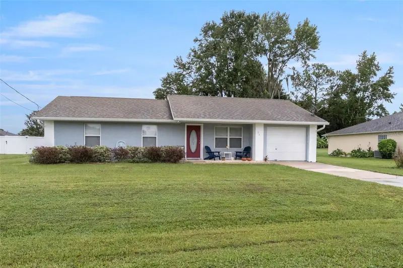 31 Ruth Dr, FL
