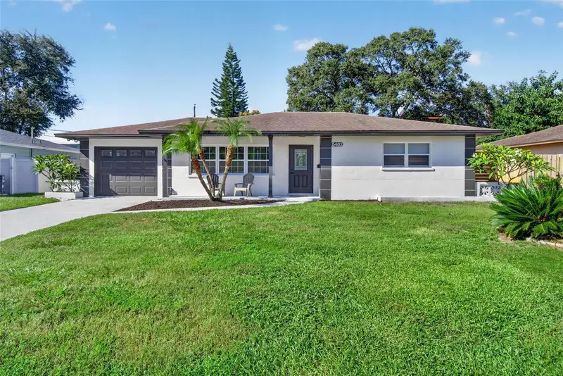 5483 37th Ave N, FL