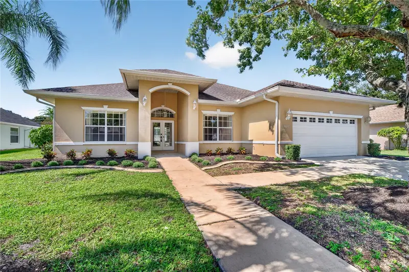 3677 Whisperwood Cir, FL