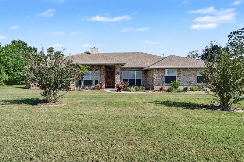 2090 Lakebreeze Way, FL