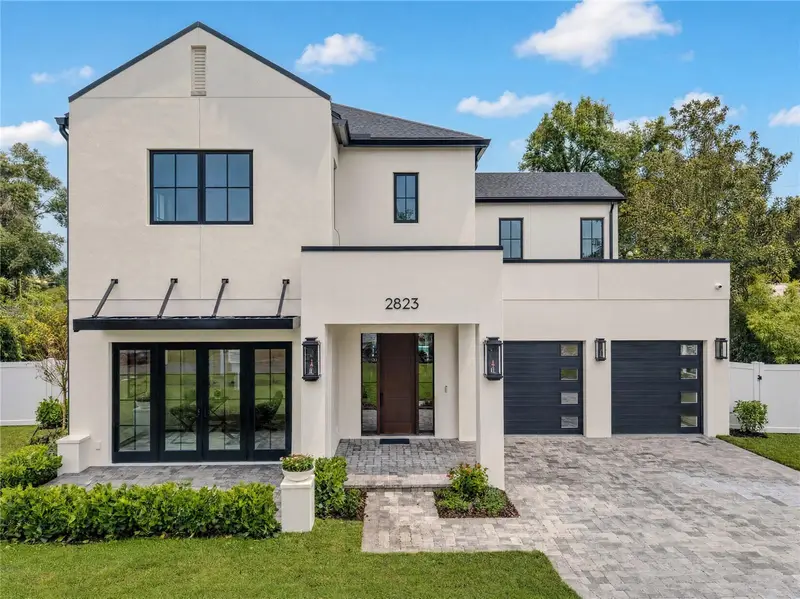 2823 Parkland Circle, FL