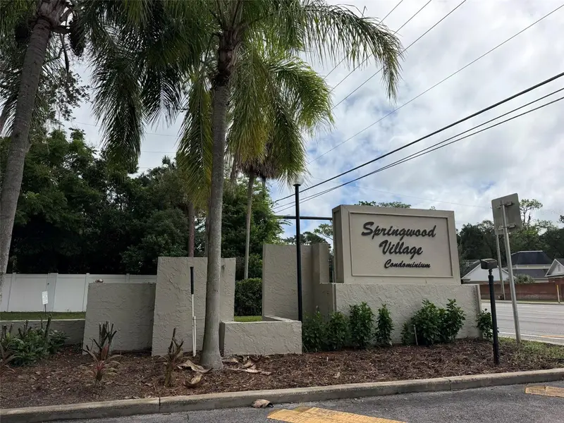 136 Springwood Cir #A, FL
