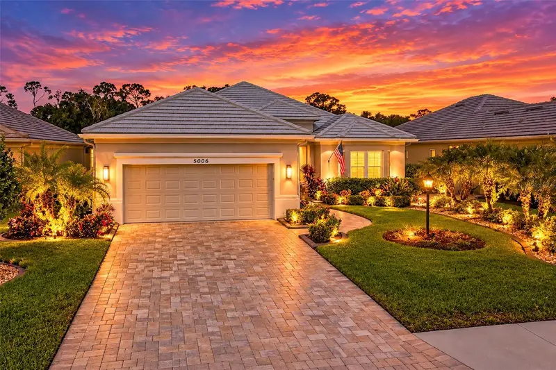 5006 Tobermory Way, FL