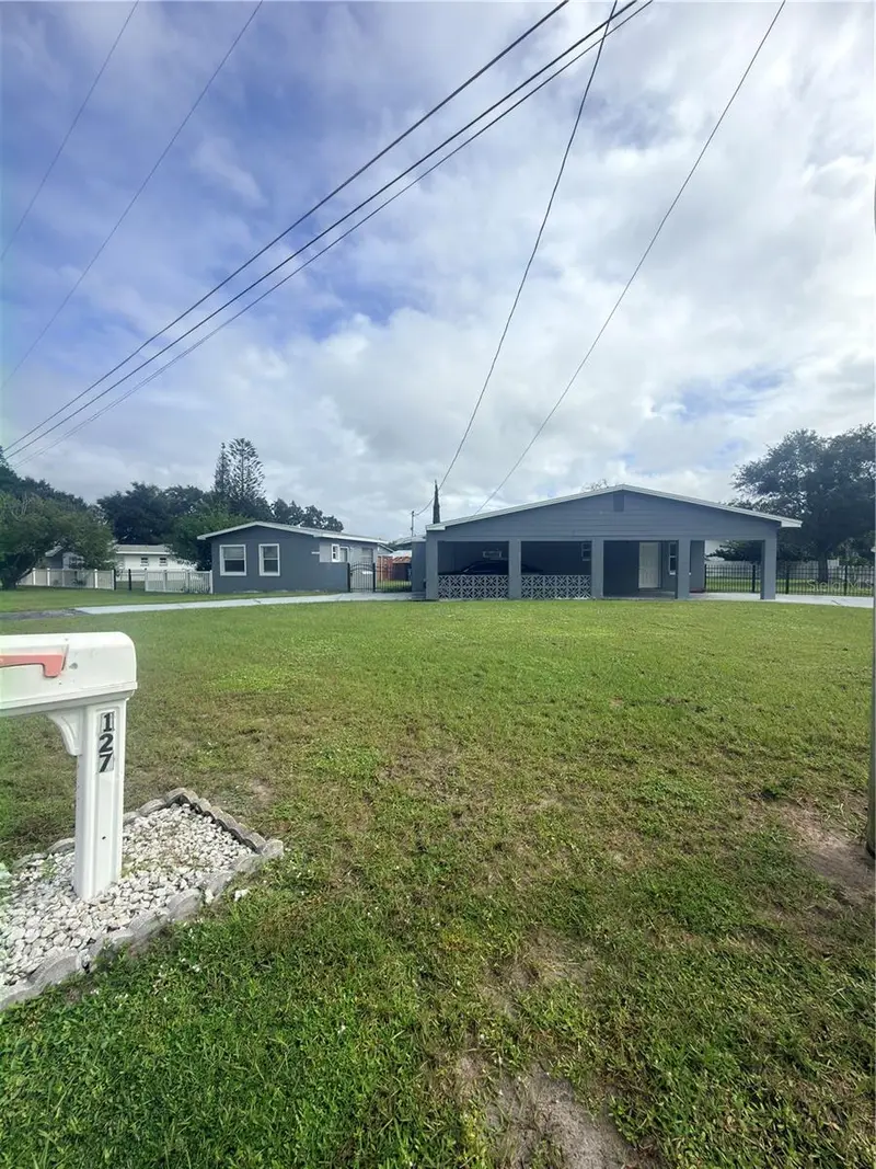 127 Lakeview Dr, FL