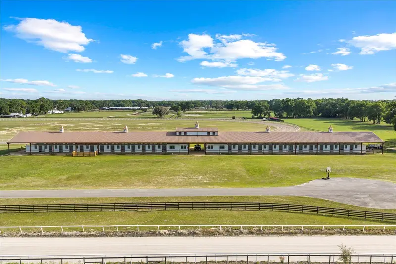 1150-02 Ne 155 Pl, FL