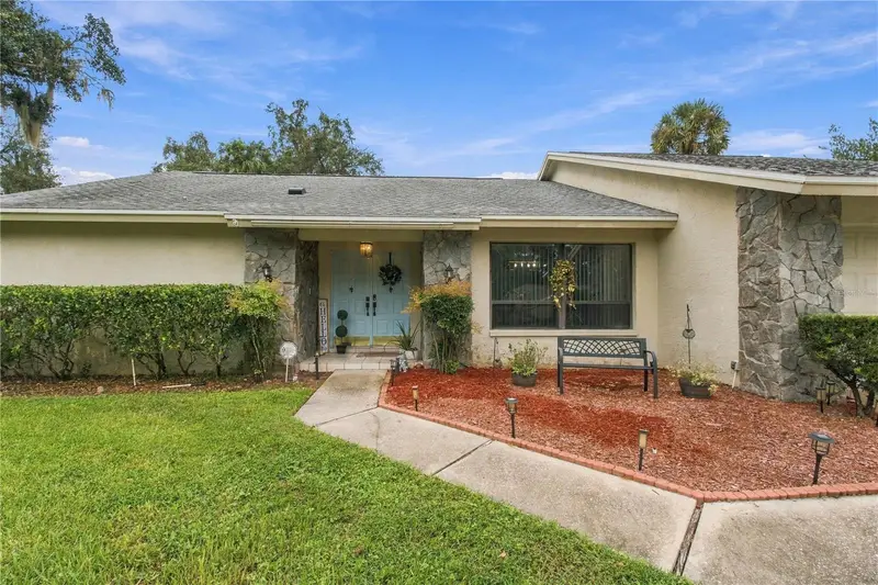 2621 Bridle Dr, FL