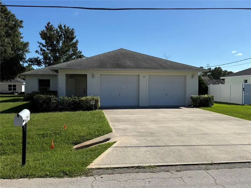 32 Raeland Ln, FL