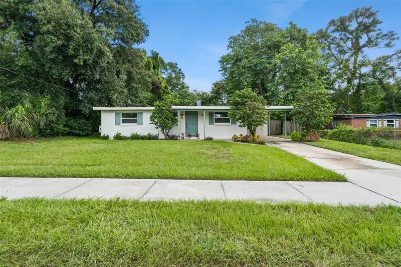 107 Plymouth Ave, FL