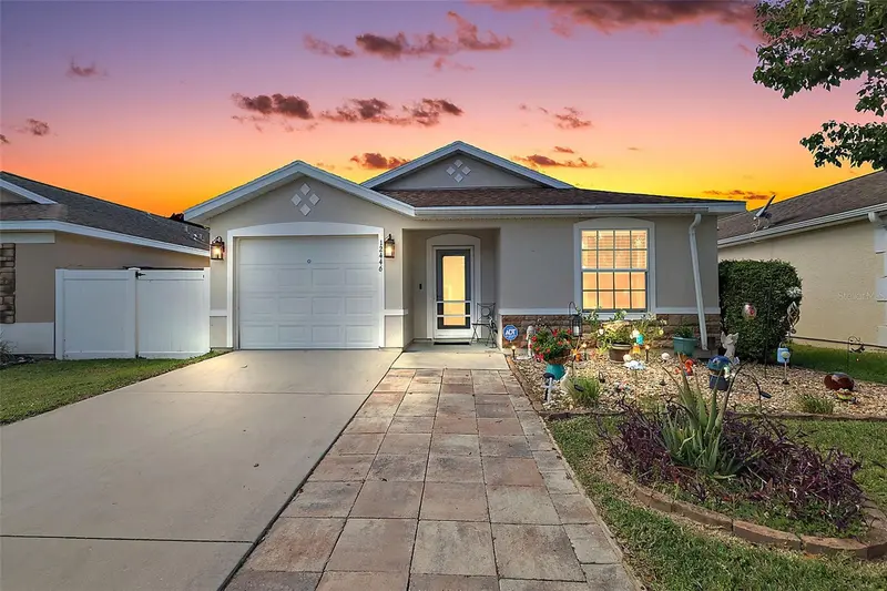 12446 Ne 52nd Loop, FL