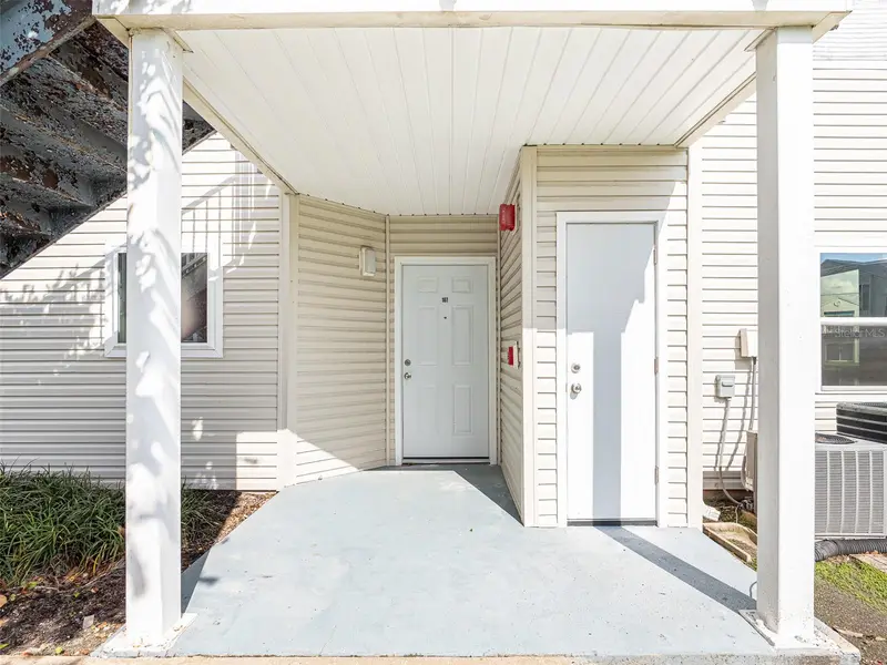 2512 Woodgate Blvd #107, FL