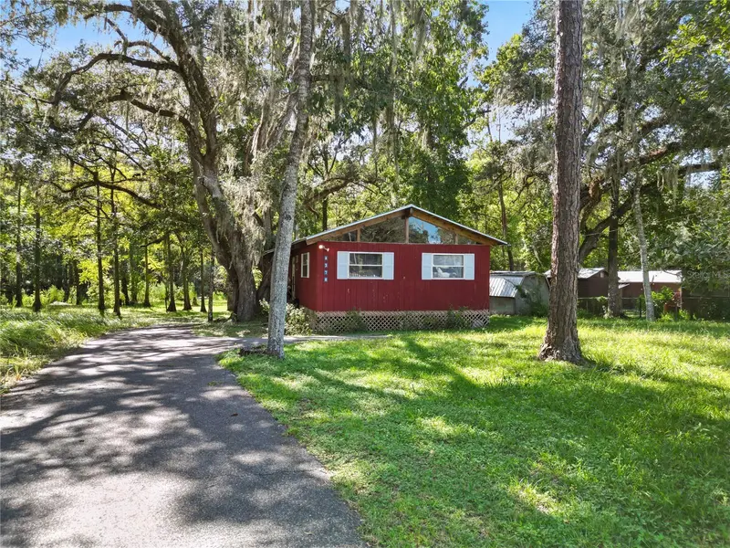 8370 Cr 647, FL