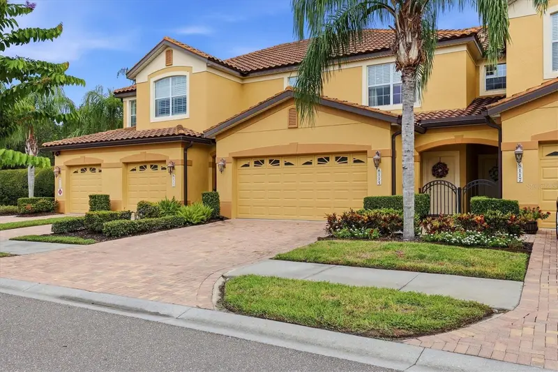 8115 Miramar Way #202, FL