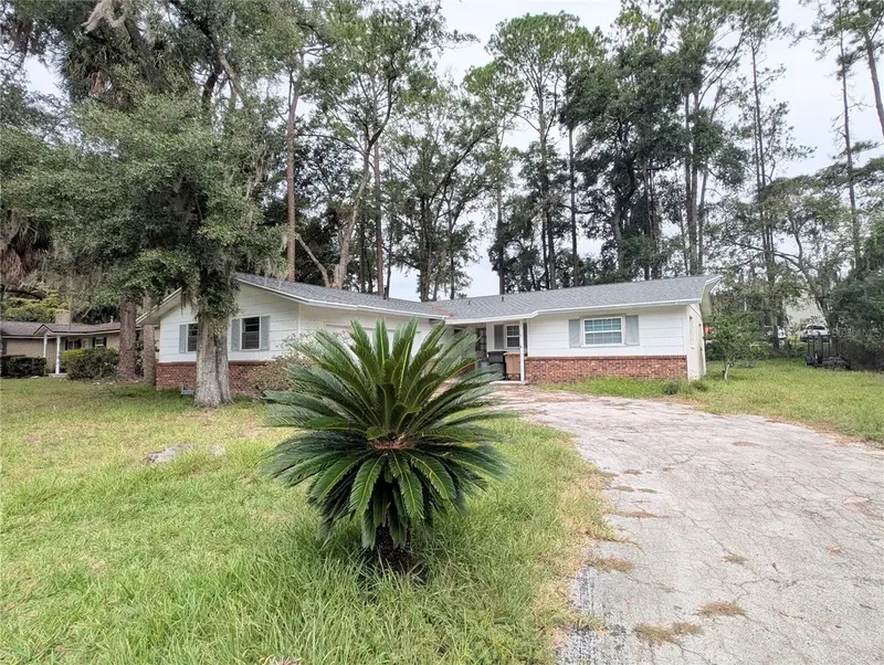 1715 Ne 5th St, FL