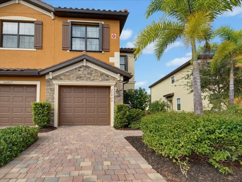 20429 Lagente Cir, FL