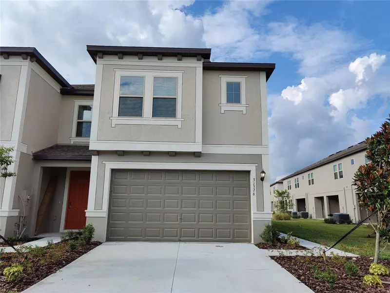 31576 Blue Passing Loop, FL