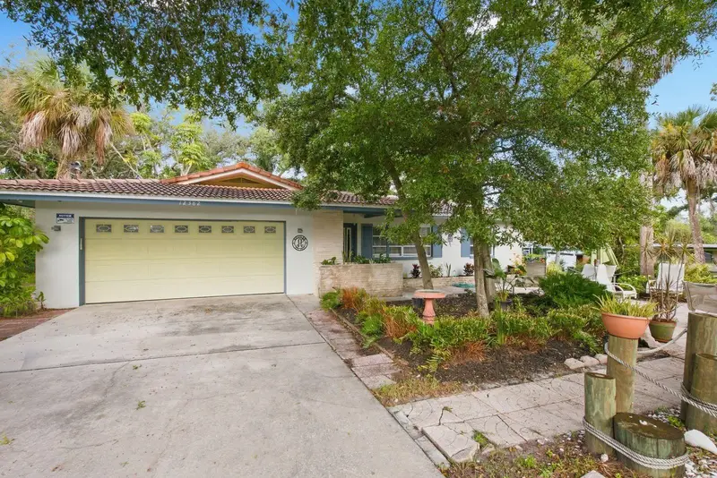 12382 143rd St, FL