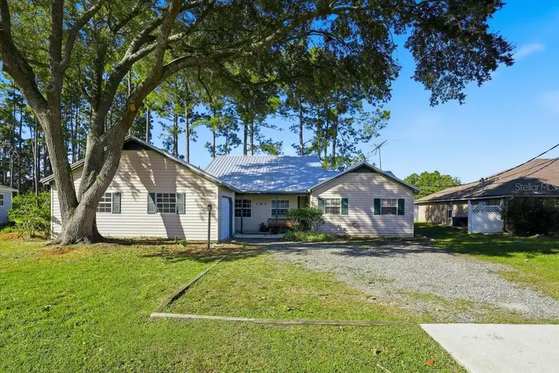 26 Bunker View Dr #A & B, FL