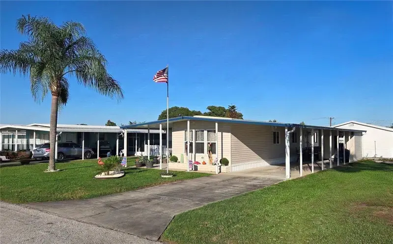 5402 Mohawk St, FL