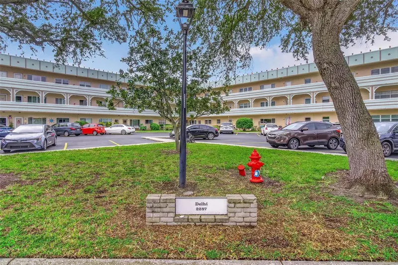 2287 Philippine Dr #9, FL