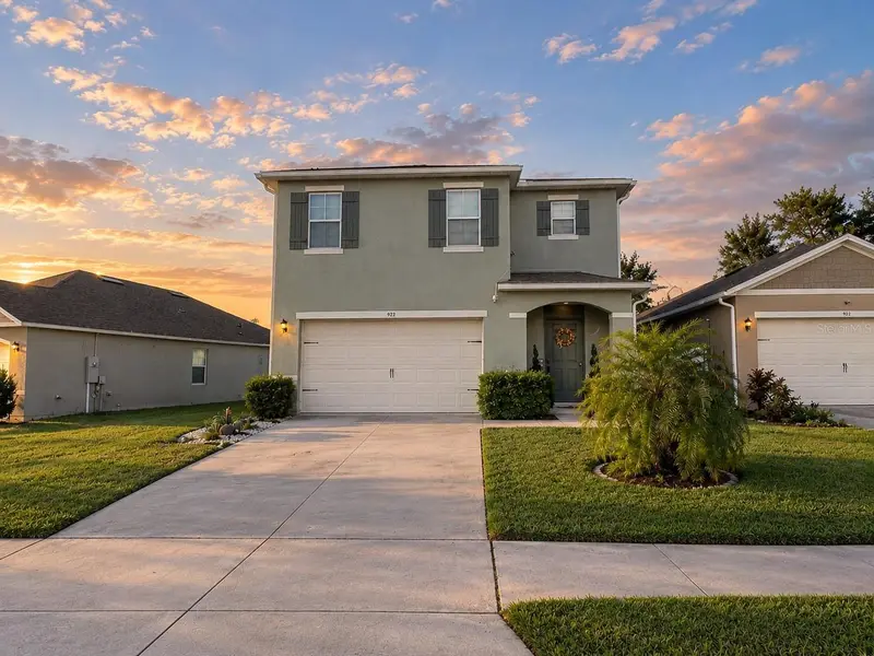 928 August Sky Dr, FL