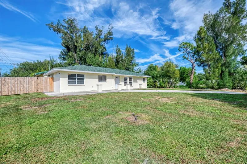 2000 Allen St, FL