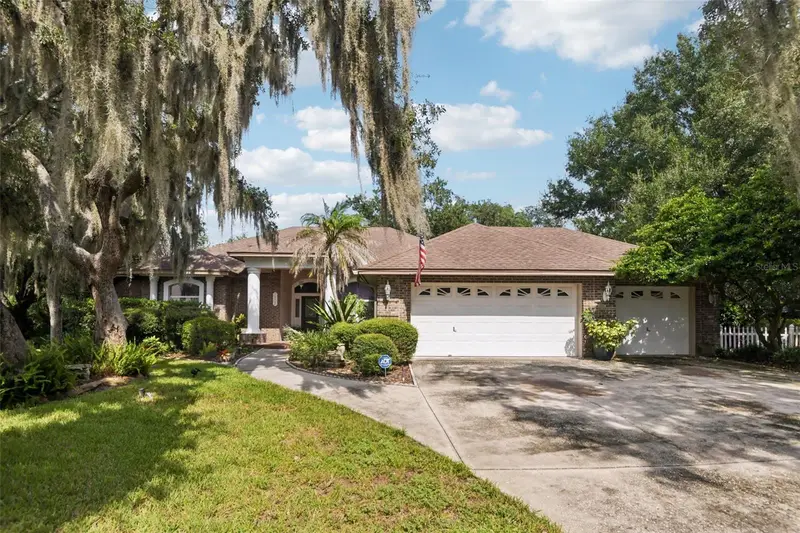 3503 Oak Club Ct, FL