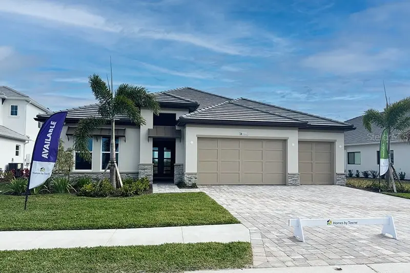 18045 Foxtail Loop, FL