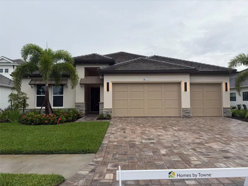 18045 Foxtail Loop, FL