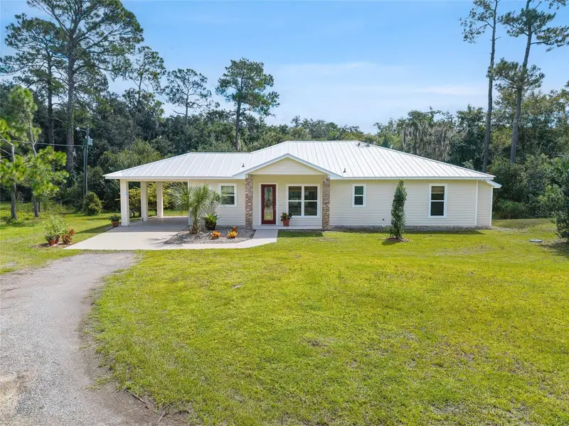 71 Perry Ln, FL