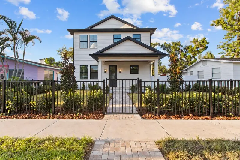 1025 Melrose Ave S, FL