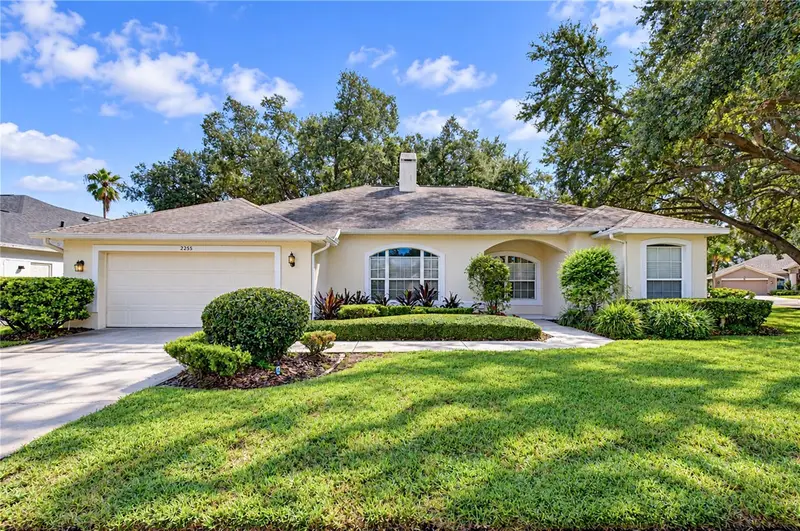 2255 Eagle Bluff Dr, FL