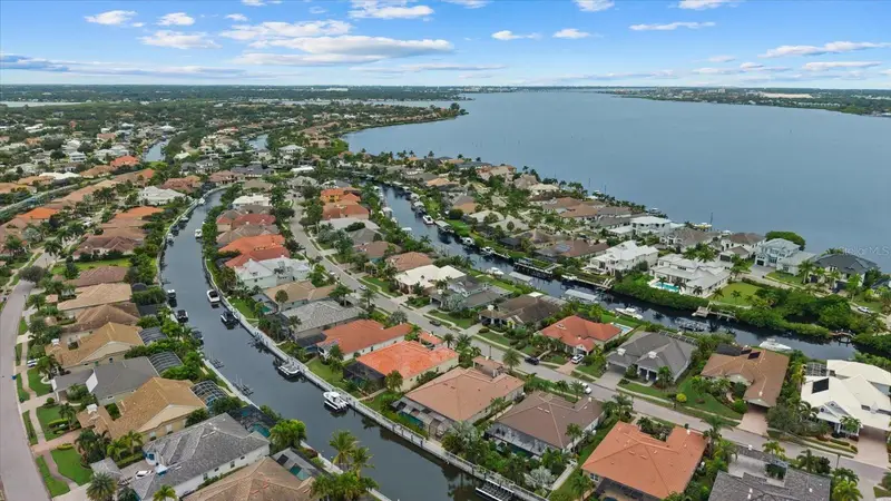 575 Fore Dr, FL