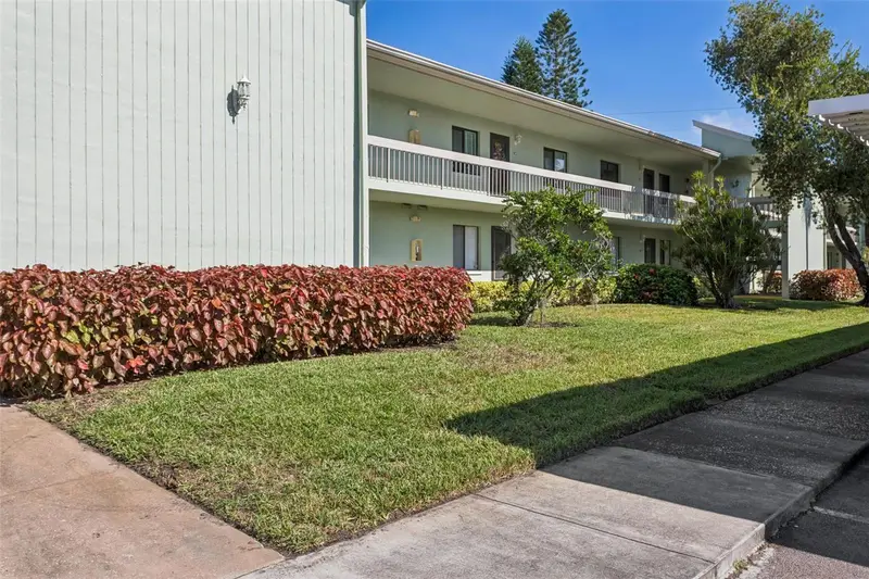127 Nancy Dr #127, FL