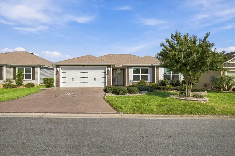 2505 Drew Cir, FL
