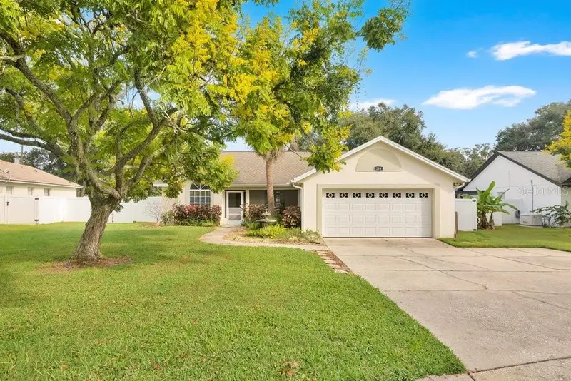 204 Harbor Dr, FL