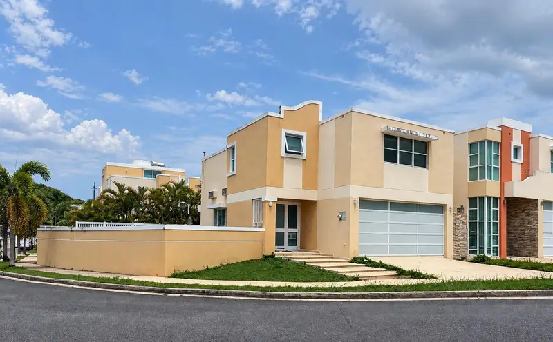 D70 Opalo St, Mirabella Village And Club, PR