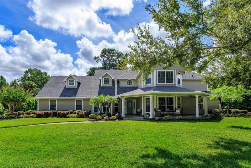 872 Sweetwater Island Cir, FL
