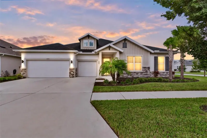3210 Tour Trce, FL