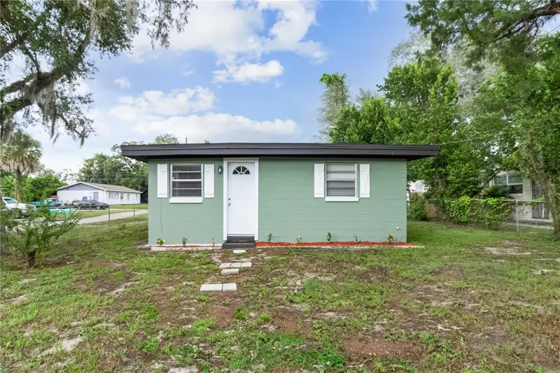 1410 E 98th Ave, FL