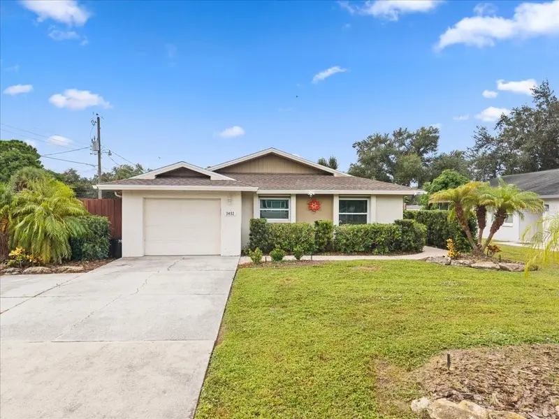 3452 Bay St, FL
