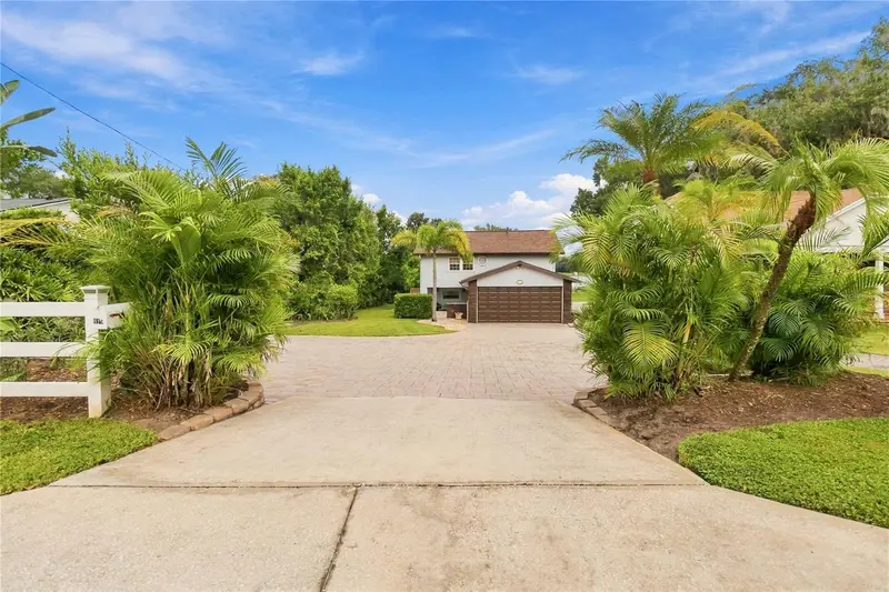 619 Gatlin Ave, FL