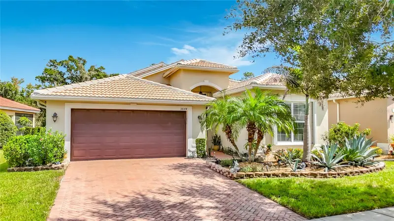 16144 Coquina Bay Ln, FL