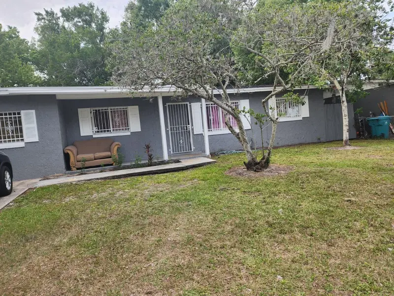 5394 Botany Ct, FL